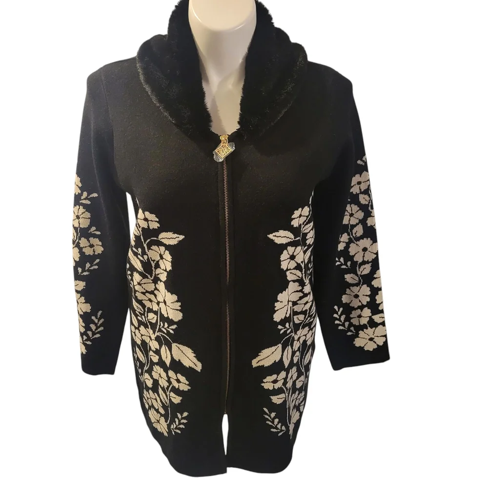 Anne Klein Black and White Floral Women's Sweater Size M - Picture 1 of 6